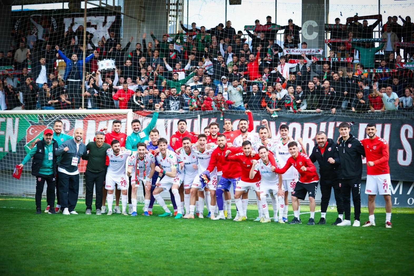 karsiyaka son 4 macin 3unde rakip fileleri 5er kez havalandirdi 1 UnY14hSc