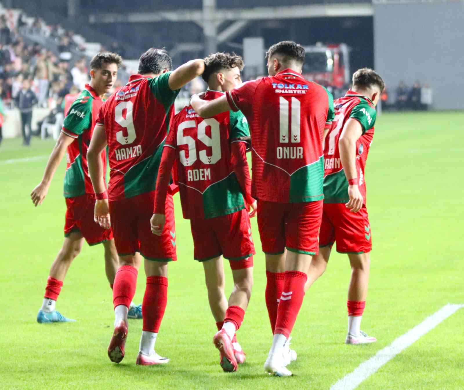 karsiyaka taraftarinin onunde hata yapmadi 2 3UsSJ1GL