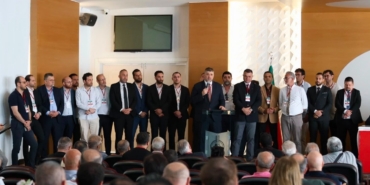 karsiyakadan-basantrenor-ahmet-kandemire-cevap-77vqMyaz.jpg
