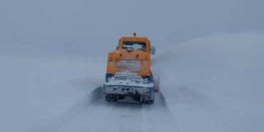 karsta-143-koy-yolu-ulasima-kapandi-Dhur3fRR.jpg