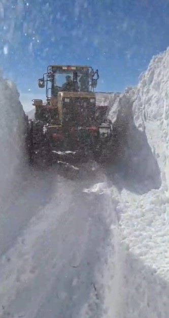 karsta 208 koy yolu kapali bulunuyor 3 fAbdiaHM