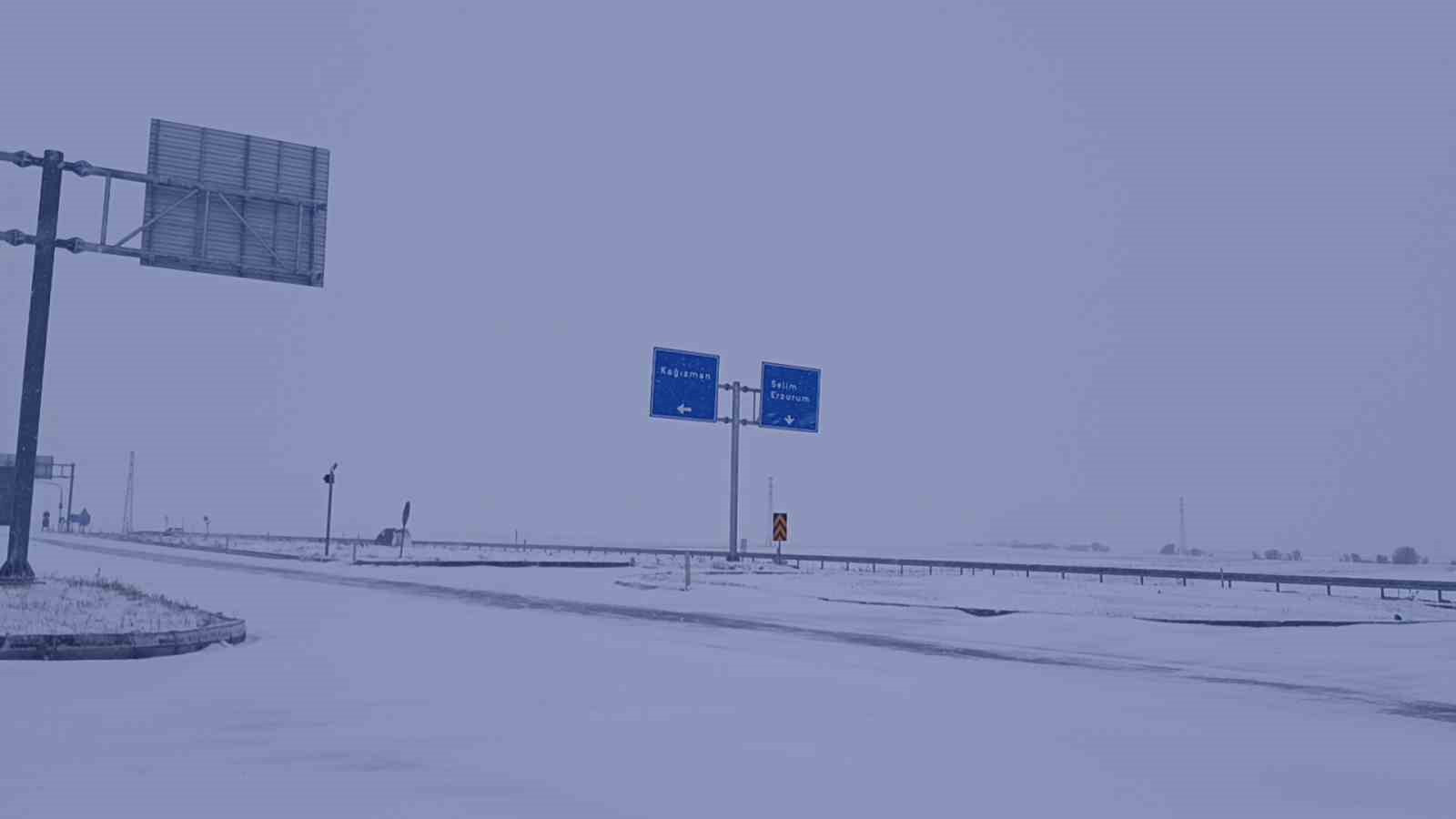 karsta 27 koy yolu ulasima kapandi 2