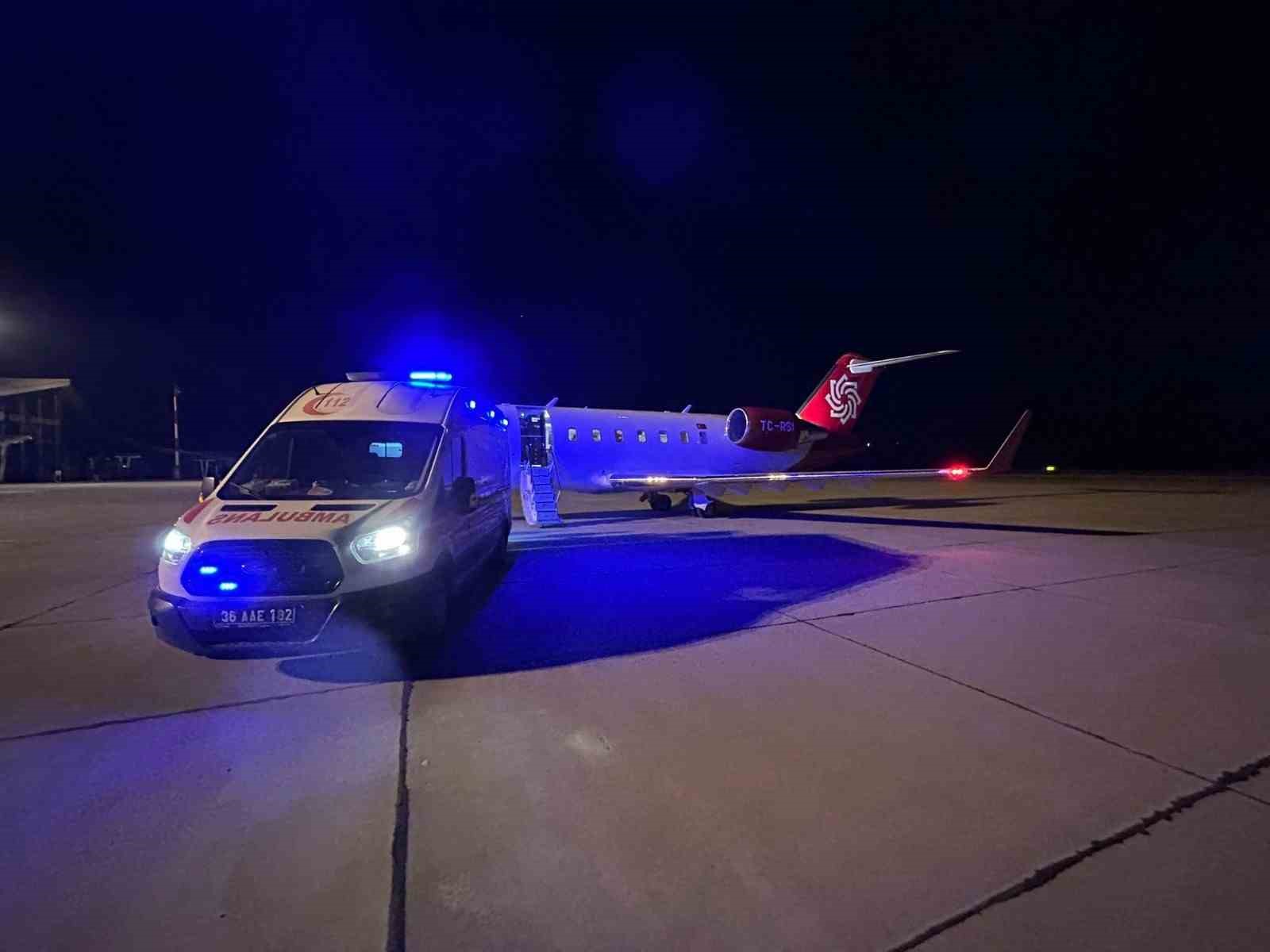 karsta ambulans ucak 44 gunluk bebek icin havalandi 1 MgPeSRPC