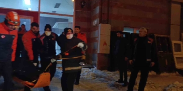 karsta-asansor-bosluguna-dusen-bir-kisi-hayatini-kaybetti-y3QqBumG.jpg