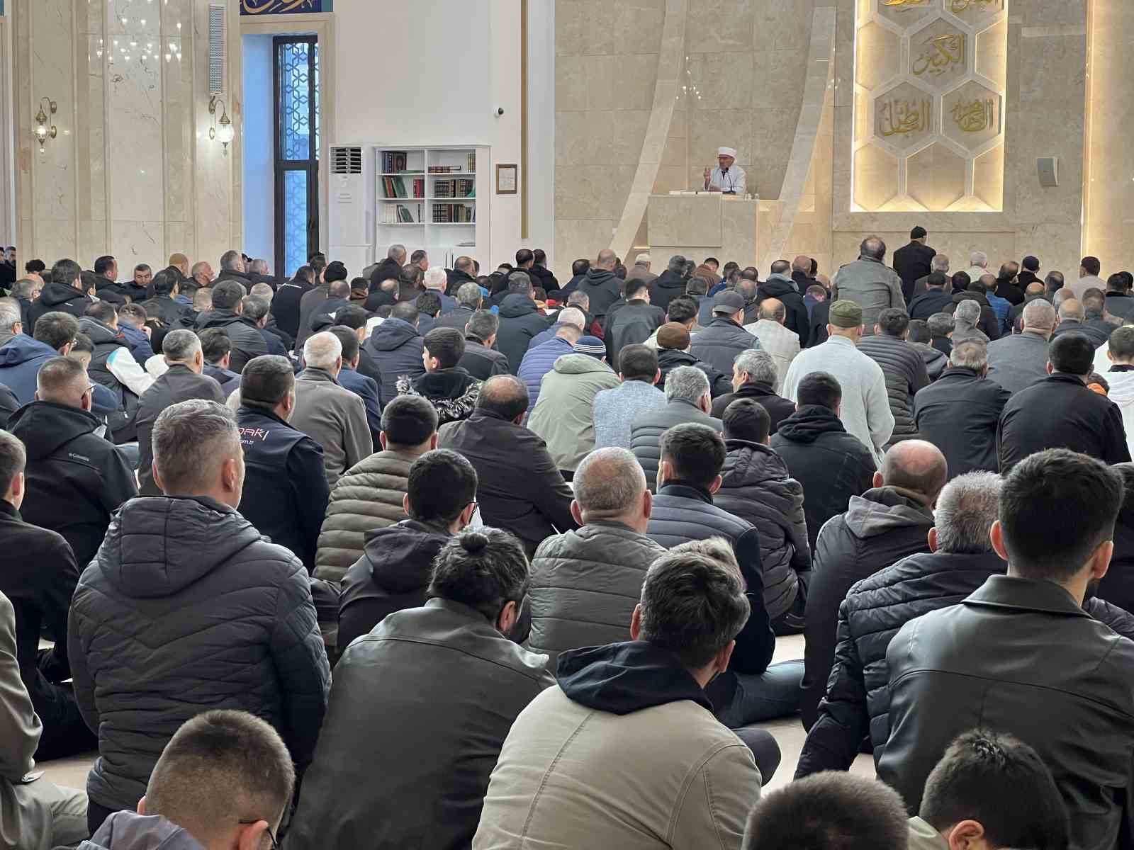karsta bayram namazinda camiler doldu tasti 2 gSwZamhF
