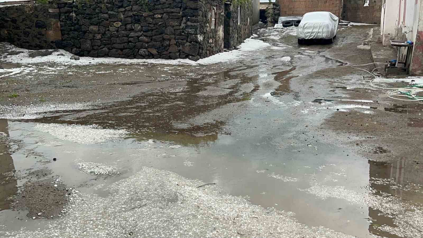 karsta dolu kabusu araclar hasar gordu ciftci umudunu kaybetti 1 lg2d7pqr