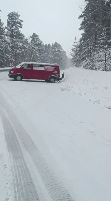 karsta kar yagisi kazaya neden oldu kazda 1 kisi yaralandi 3 vyVFNcru