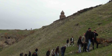 karsta-kirk-kapili-sehir-aniye-yogun-ilgi-4-ayda-50-bin-ziyaretci-bRLDKLwj.jpg