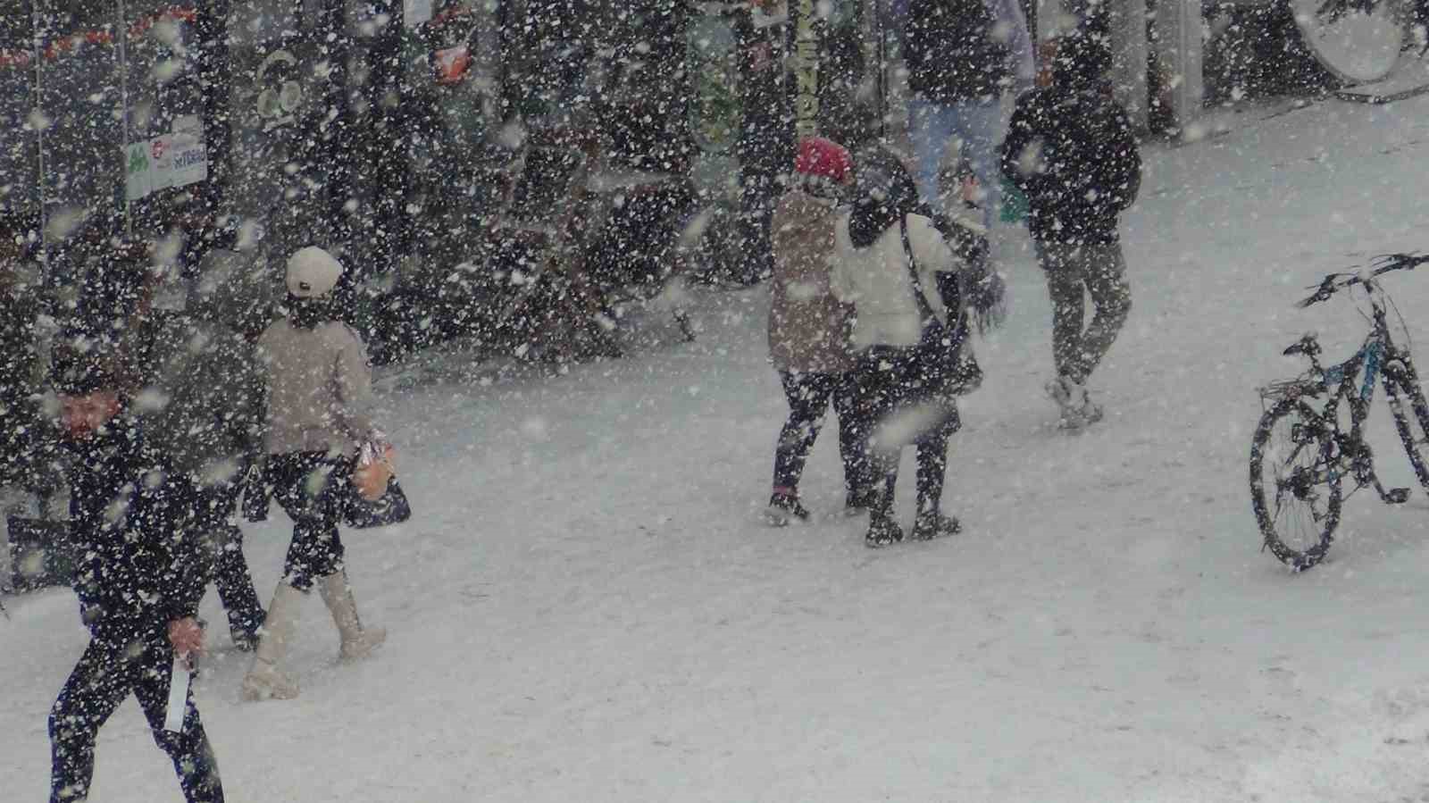 karsta son 15 yilin en yogun kisi yasaniyor 1