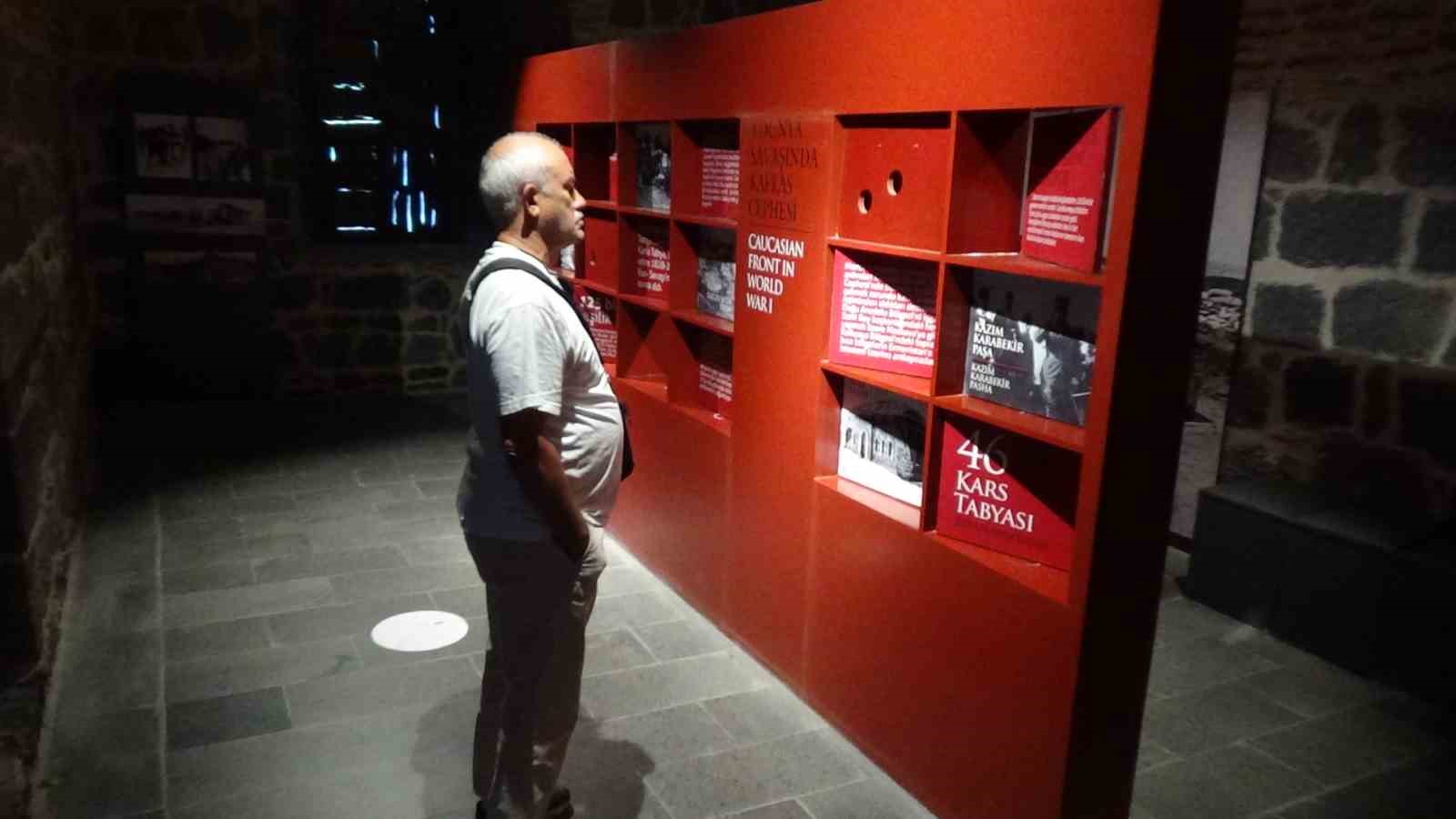 Kars’ta tarihe dokunan müze: Kafkas Cephesi’nin acıları ve kahramanlığı ziyaretçileri derinden etkiliyor 10 karsta tarihe dokunan muze kafkas cephesinin acilari ve kahramanligi ziyaretcileri derinden etkiliyor 6 FkMQZ615