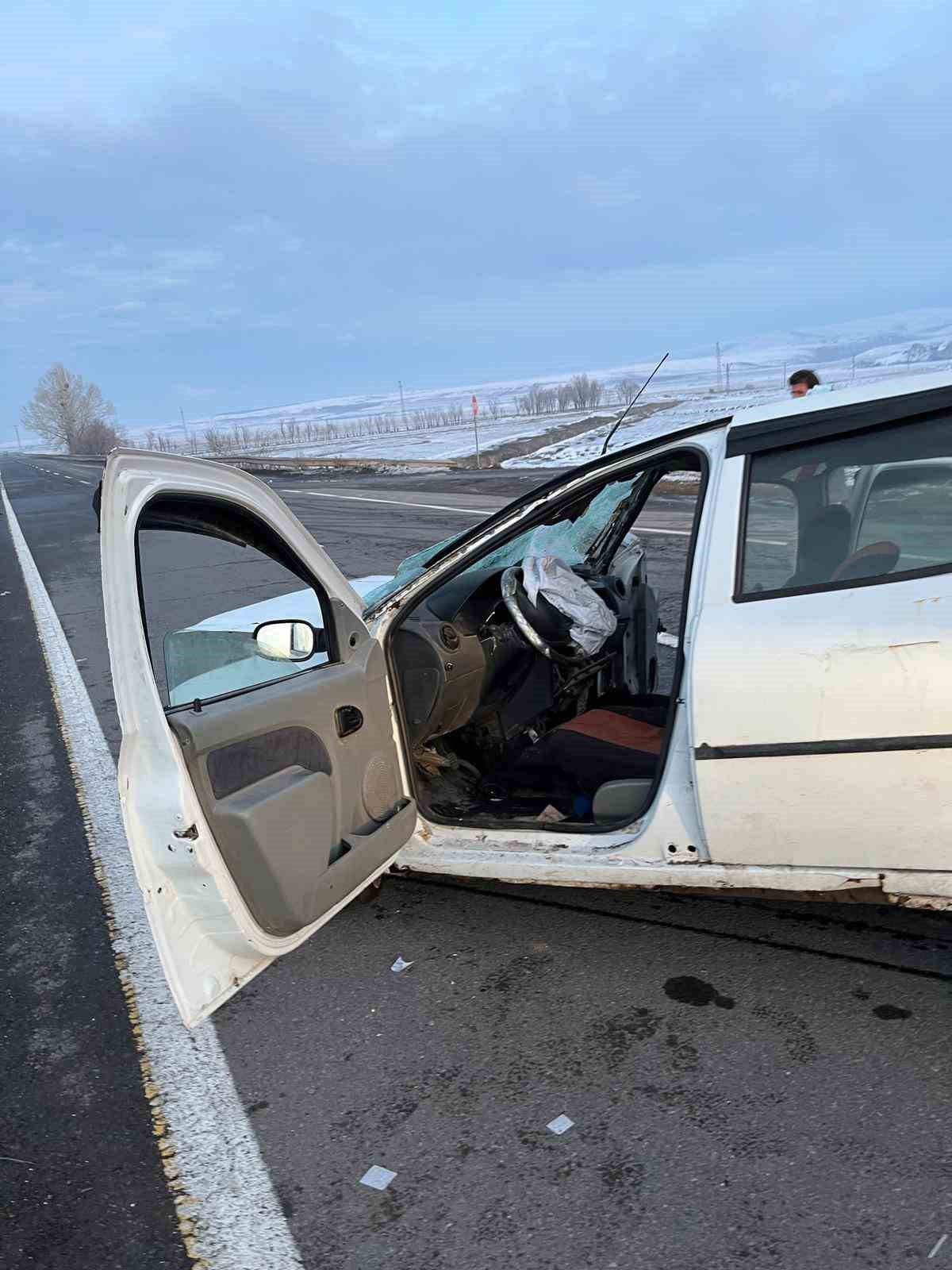 karsta trafik kazasi 3 yarali 1 B8CptHVq