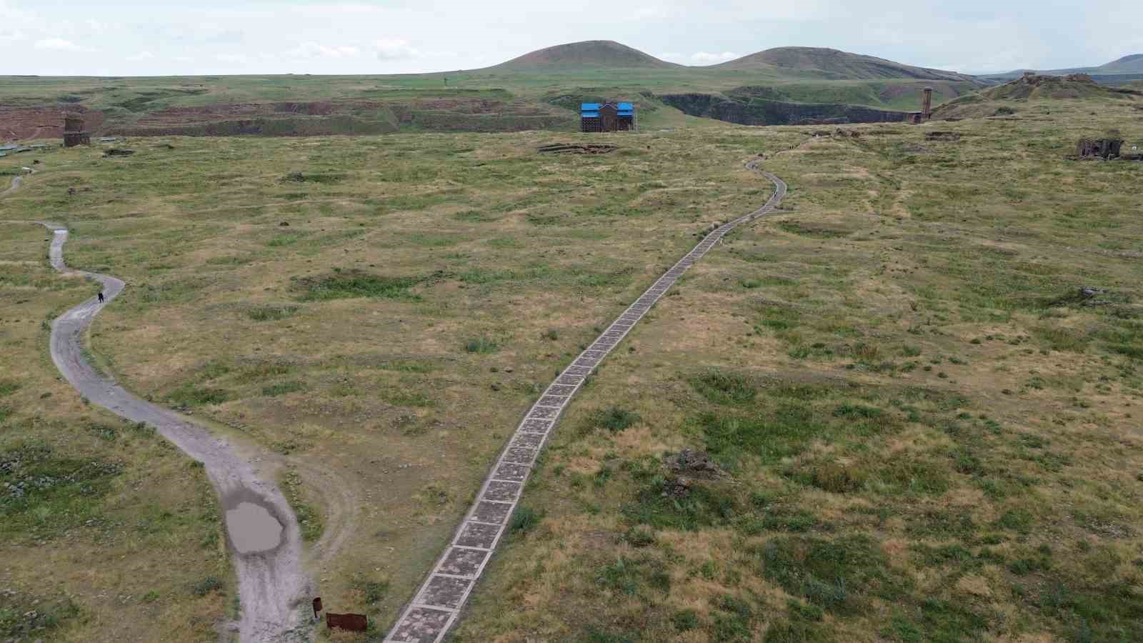 Kars’taki Tarihi Ani Ören Yeri ziyaretçilerini ağırlıyor 7 karstaki tarihi ani oren yeri ziyaretcilerini agirliyor 3 d4Z8r2VD