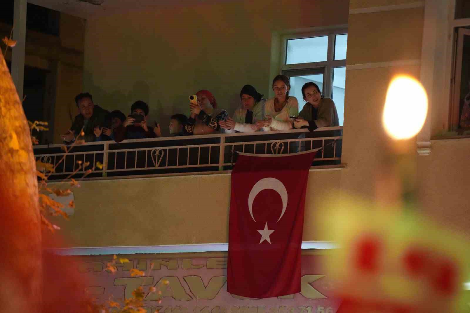 kartal cumhuriyetin 102 yilinda tek yurek oldu 5 fjhsU91r