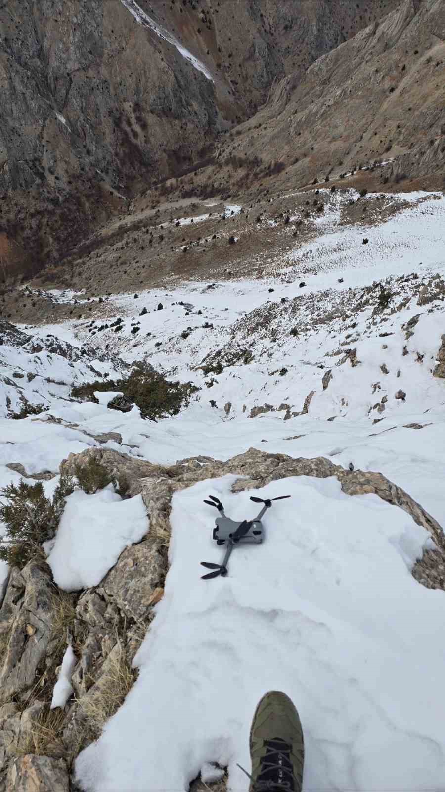kartal dronu kapti dagin zirvesine birakti o anlar kamerada 4 jbt15pKJ