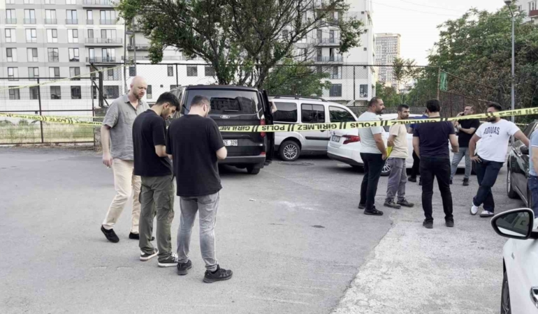 kartalda-metruk-gecekonduda-kadin-cesedi-bulundu-qW2YRHEQ.jpg