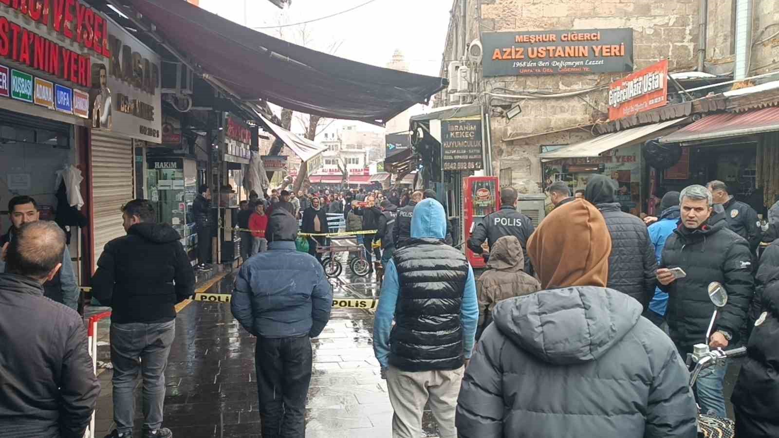 kasap dukkanina silahli saldiri 2 yarali 1 mzG2JmbZ