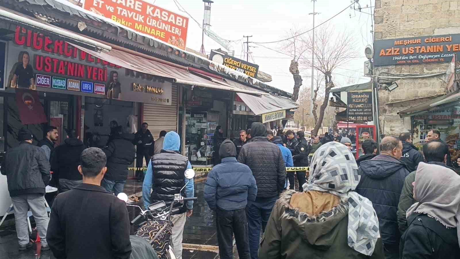 kasap dukkanina silahli saldiri 2 yarali 5 Yq9fJzrO