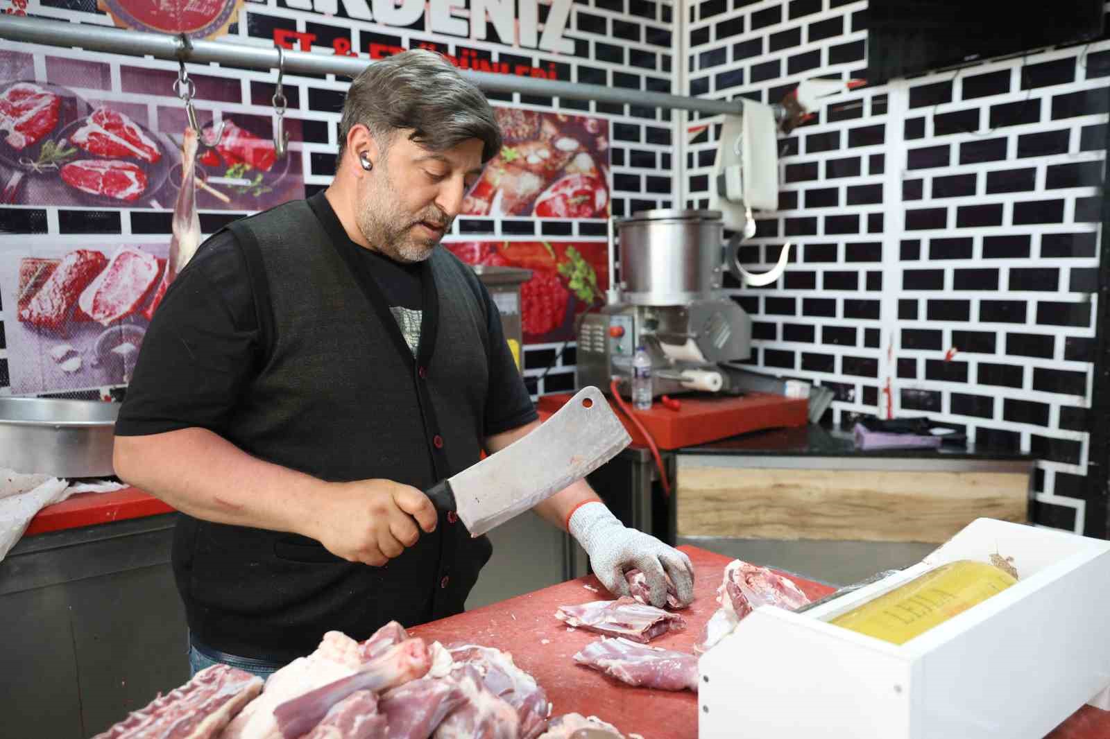 kasaplarin yogun bayram mesaisi suruyor 0 v1u7bvDN