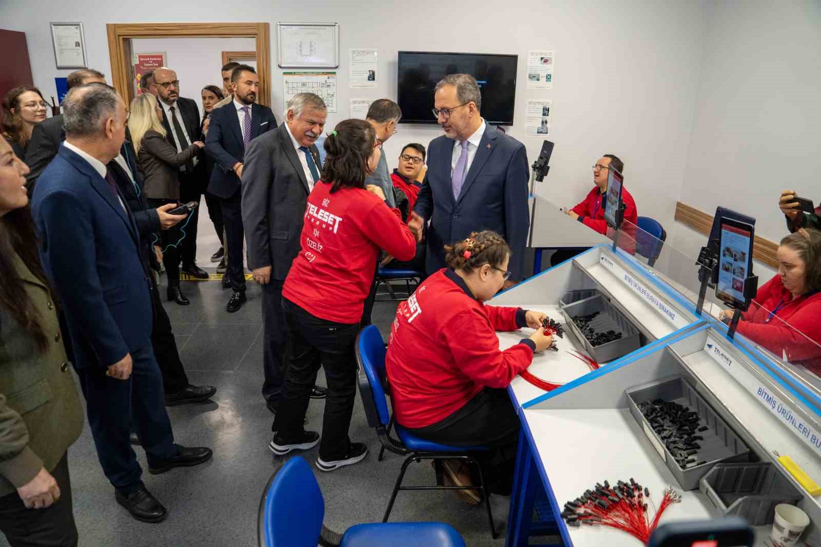 kasapoglu bu komisyon bir masabasi komisyonu degil 5 RLKX1bwl