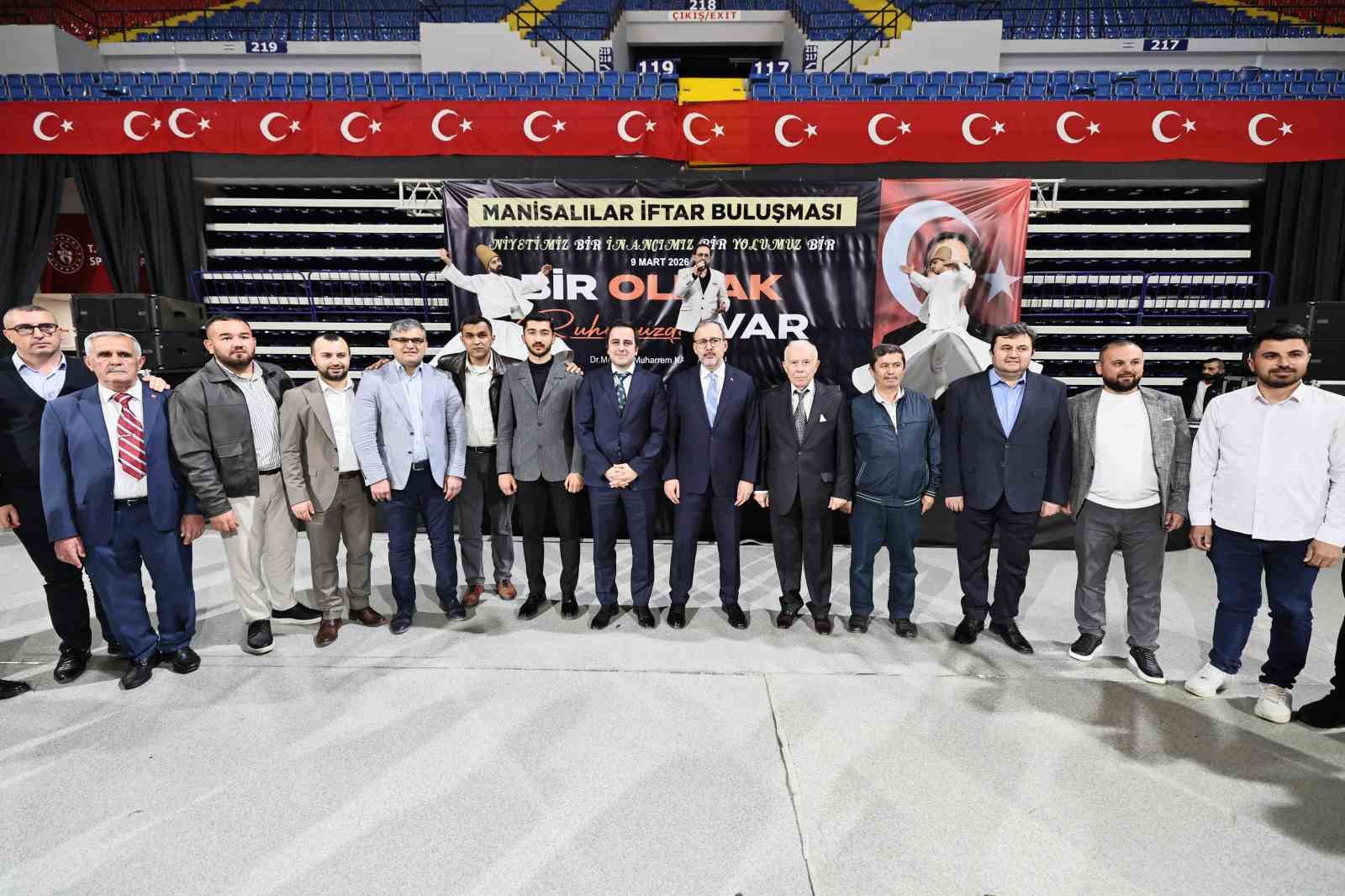 kasapoglu manisalilarla iftar sofrasinda bulustu 4 HAdv1Lmp