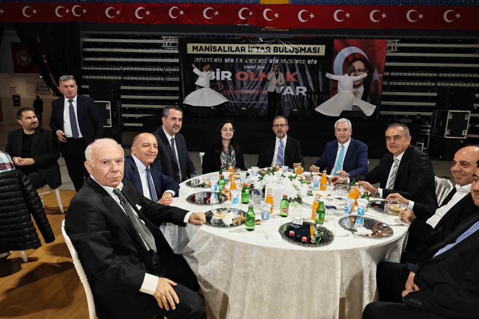 kasapoglu manisalilarla iftar sofrasinda bulustu 6 iclnl2C2