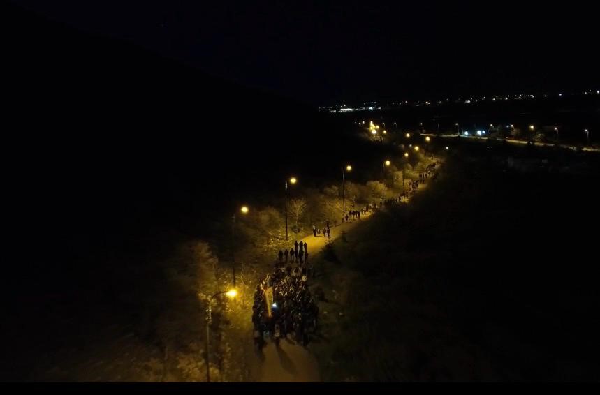 kask isigindan ilham alan topluluktan 360 kisiyle isik senfonisi 3 5GEPJwcL
