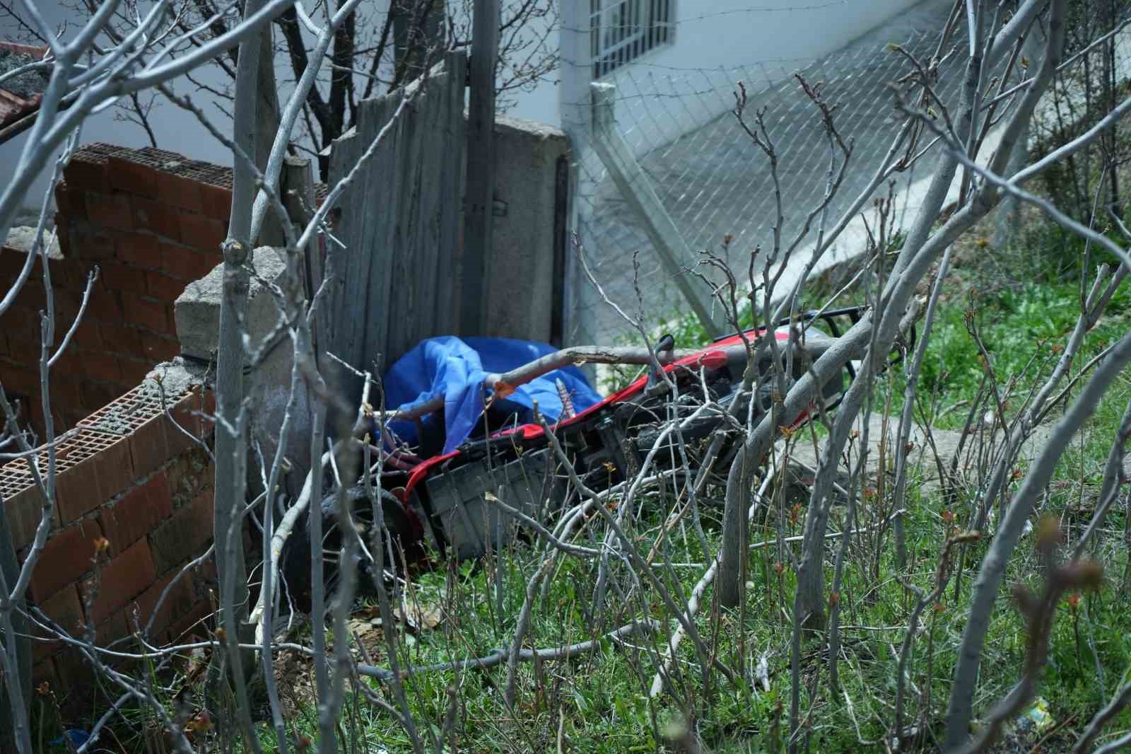 kasksiz motosiklet kullandi kazada can verdi 1 YjyIrjOd