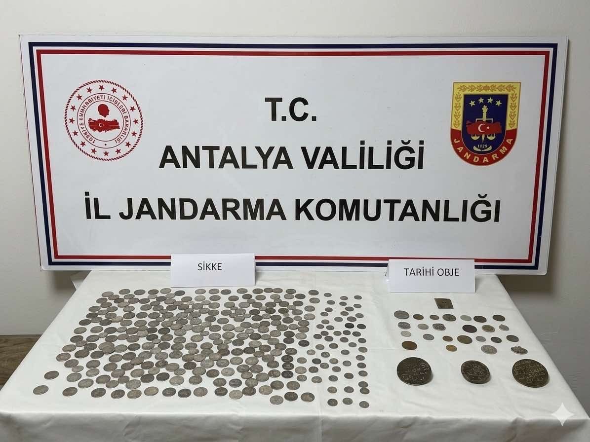 kasta tarihi eser kacakciligi operasyonu cok sayida obje ve gumus sikke ele gecirildi 0 v9wtSOMO
