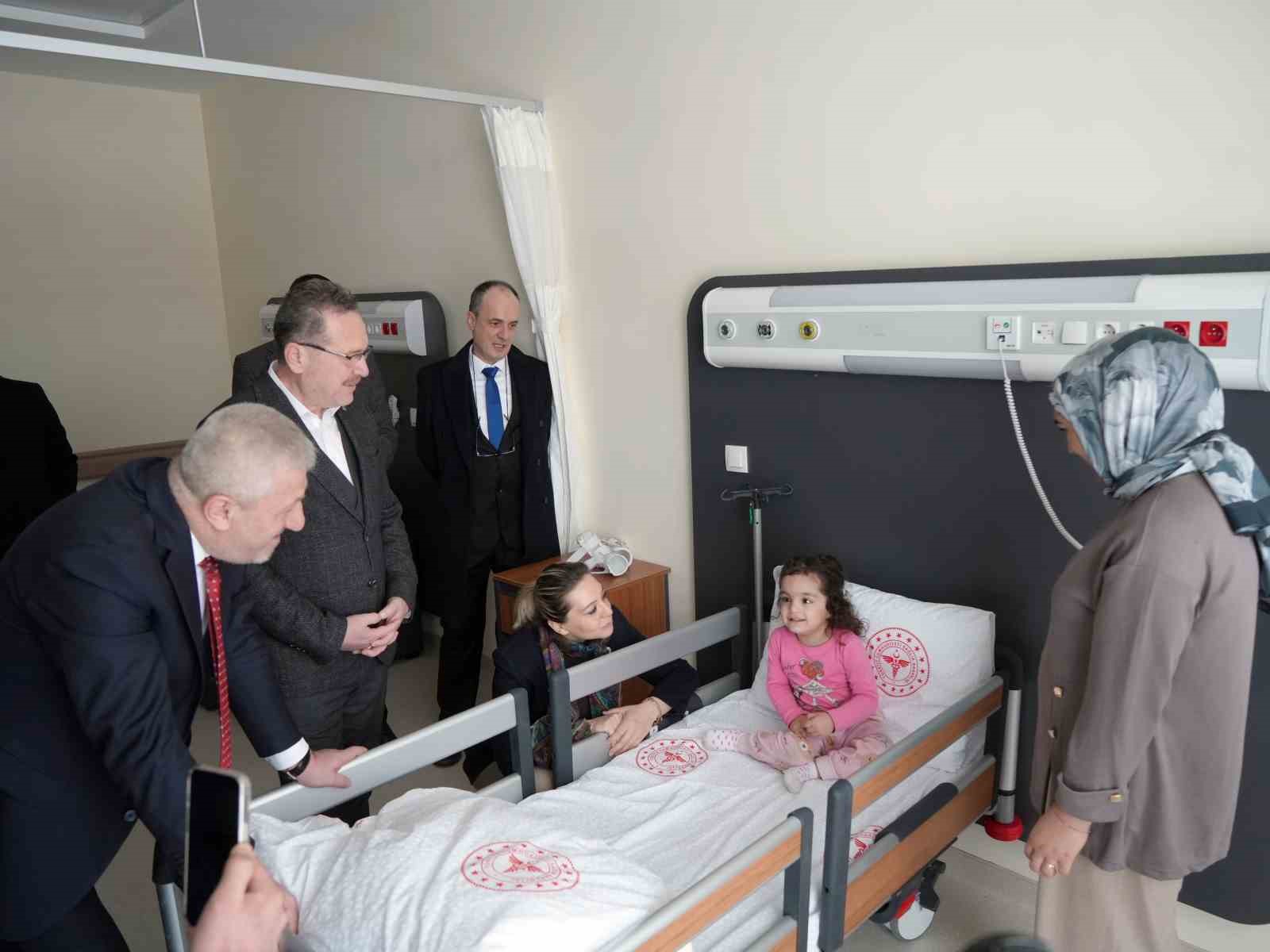 Kastamonu Fizik ve Rehabilitasyon Hastanesi hasta kabulüne başladı 4 kastamonu fizik ve rehabilitasyon hastanesi hasta kabulune basladi 0 vQI2RUsN