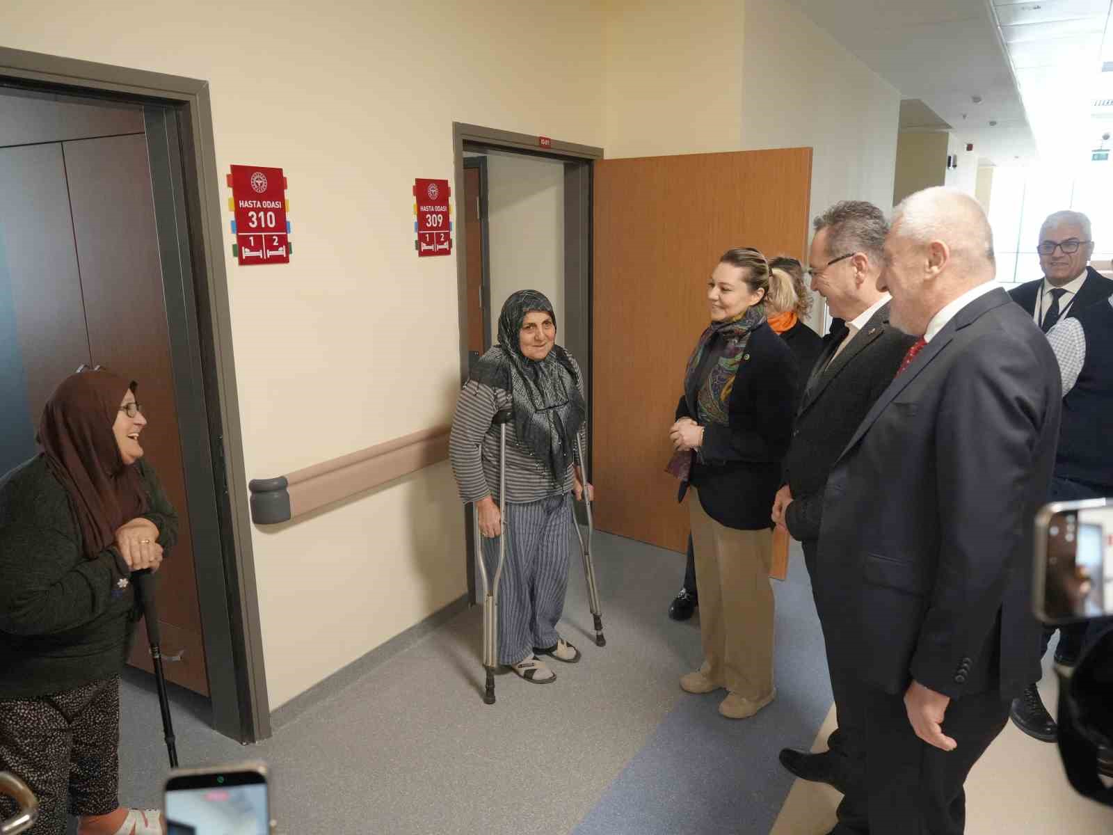 Kastamonu Fizik ve Rehabilitasyon Hastanesi hasta kabulüne başladı 5 kastamonu fizik ve rehabilitasyon hastanesi hasta kabulune basladi 1 CiJABYdf