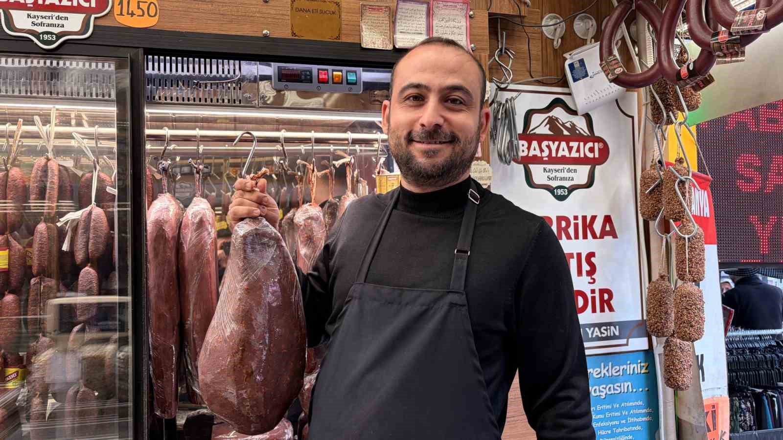 kastamonu pastirmasini oven sefe kayserili pastirmacidan cevap demek ki sefimize kayseri pastirmasini yedirmemisler 0