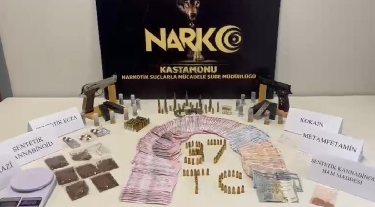 kastamonuda 23 adrese uyusturucu operasyonu 20 gozalti 0 epSTkN1T