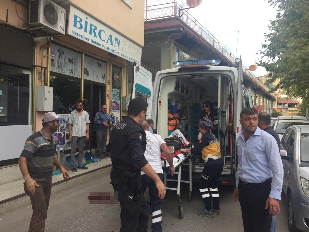 kastamonuda 3 kattan duserek hayatini kaybeden fundanin olumuyle ilgili cep telefonu incelenecek 0 IgnJ9Be2