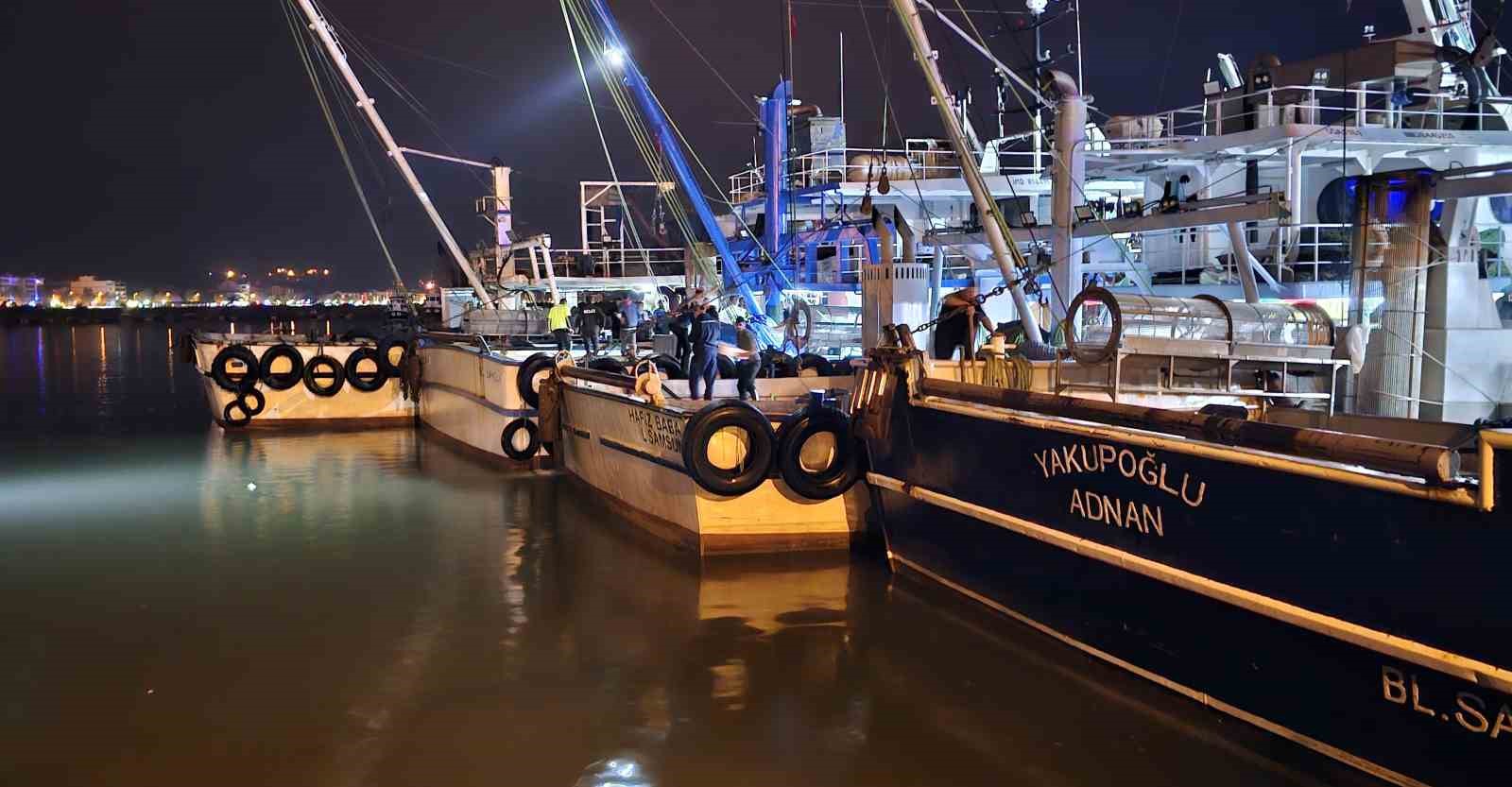 kastamonuda balikci barinaginda cikan kavgada iki kisi yaralandi 2 jmIcFMbp