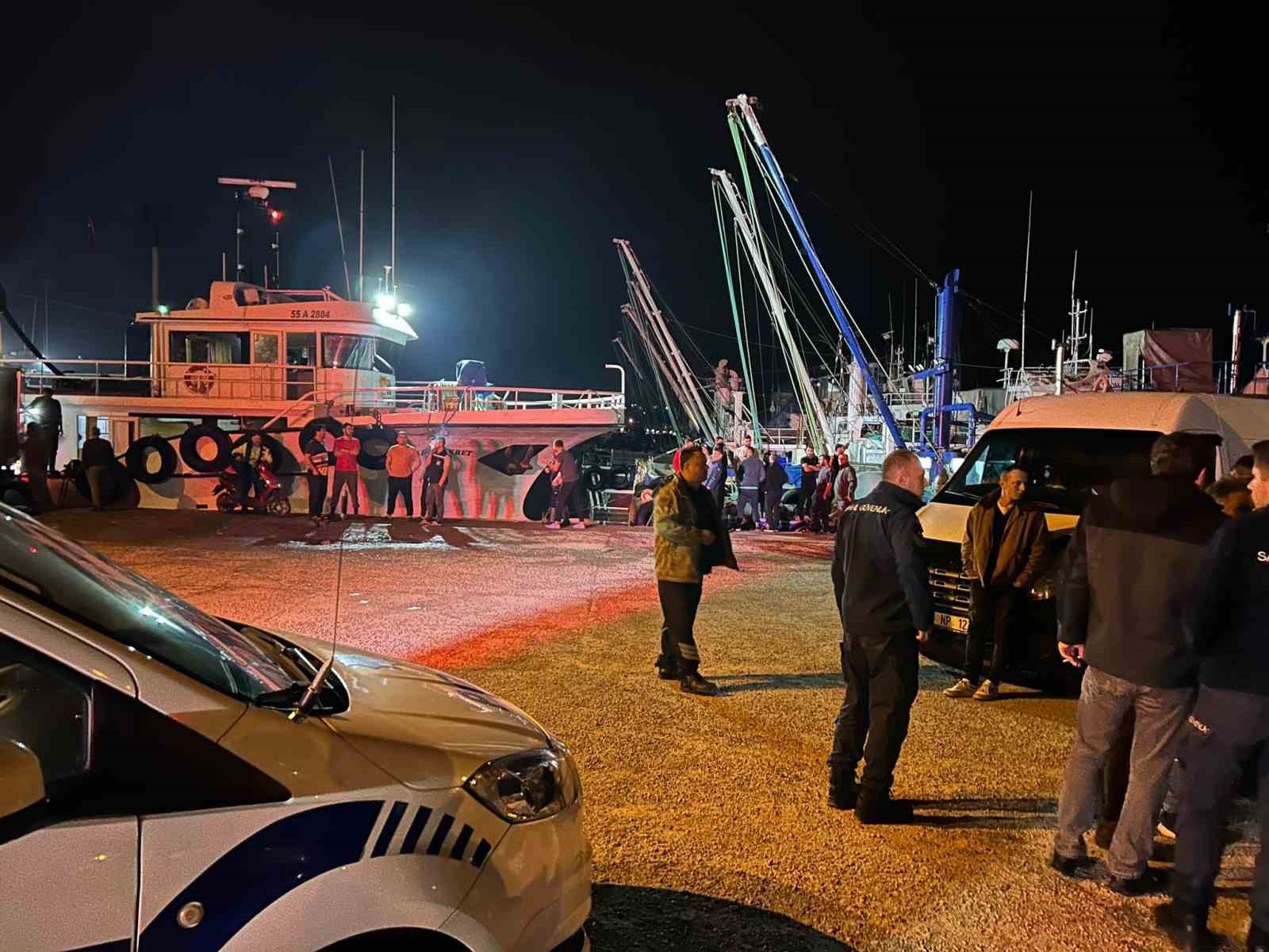 kastamonuda balikci barinaginda cikan kavgada iki kisi yaralandi 5 8RKAN2t8