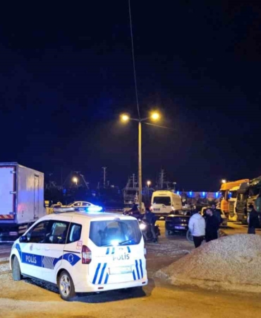 kastamonuda-balikci-barinaginda-cikan-kavgada-iki-kisi-yaralandi-XJeBSWGS.jpg