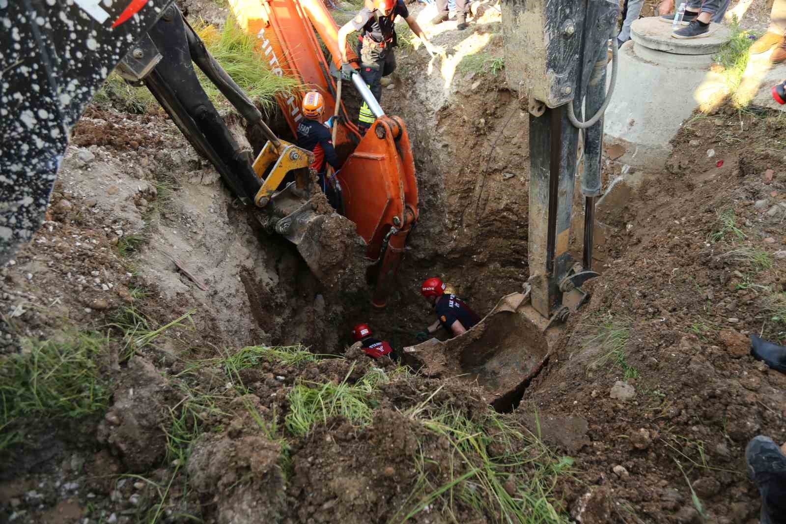 Kastamonu’da bir işçi toprak altında kaldı: Kurtarma çalışmaları sürüyor 9 kastamonuda bir isci toprak altinda kaldi kurtarma calismalari suruyor 5 QCYr4zEQ
