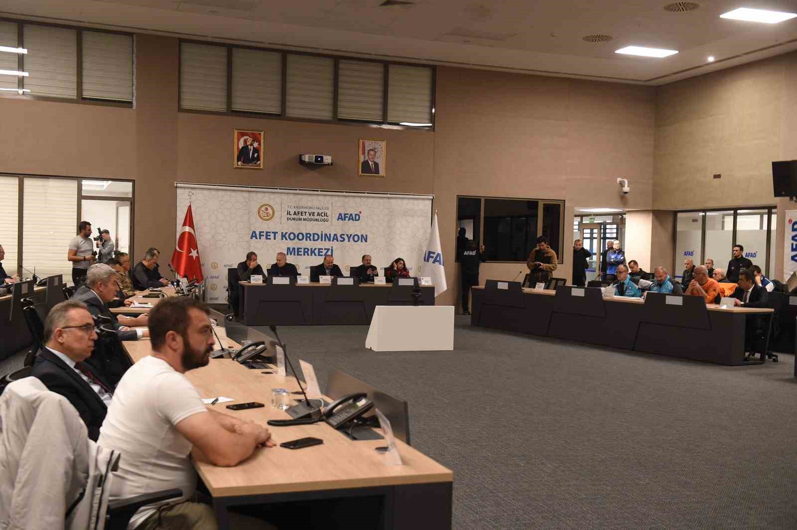 kastamonuda bolgesel deprem tatbikati yuzlerce personel seferber oldu 12 VSEU6Sts