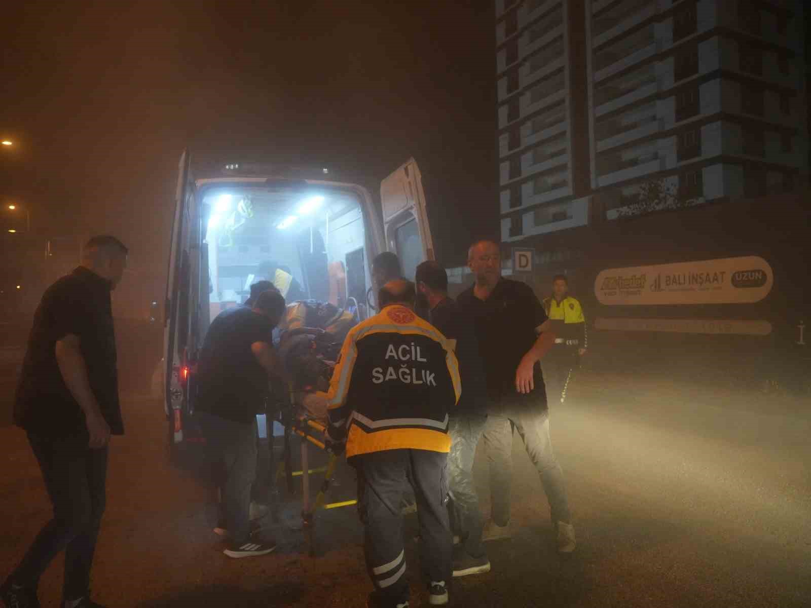 kastamonuda can pazari yaraliyi kurtarmaya calisanlara baska bir arac carpti 6 yarali 11 pDBuQHeB