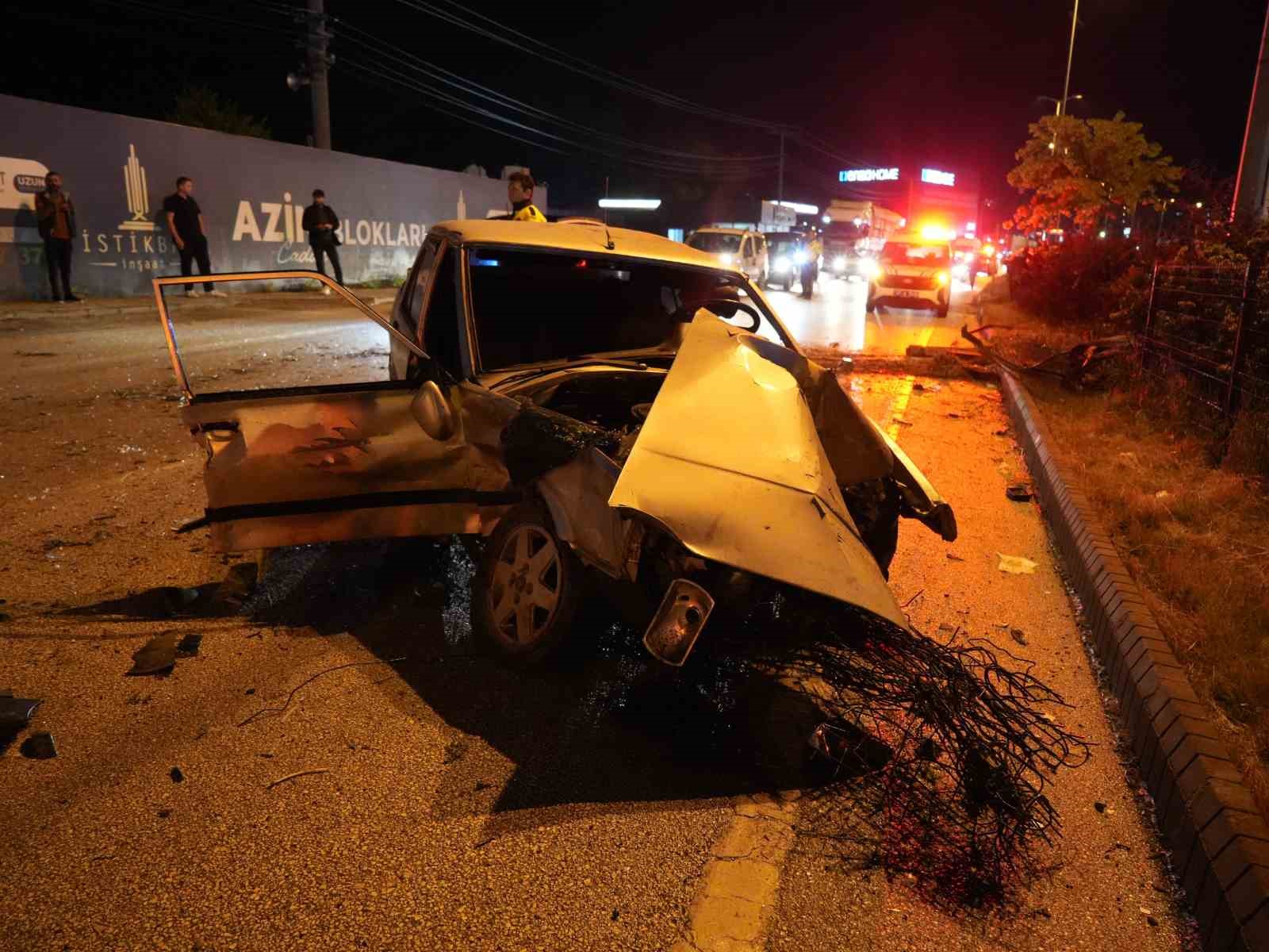 kastamonuda can pazari yaraliyi kurtarmaya calisanlara baska bir arac carpti 6 yarali 5
