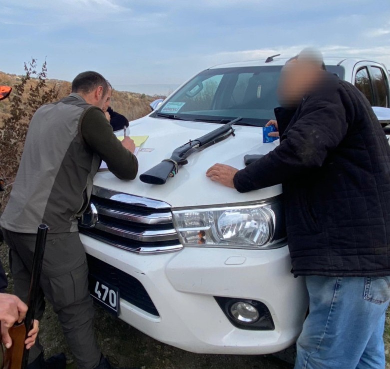 kastamonuda dron ile tespit edilen 4 kacak avciya cezai islem 2 1f5BXXSG