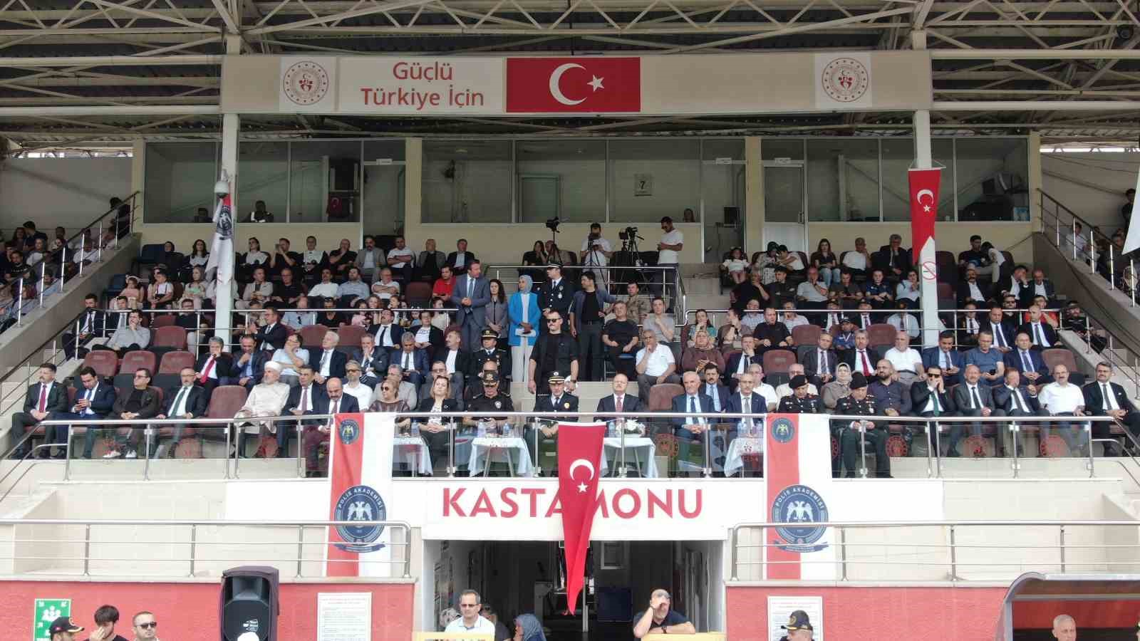 kastamonuda egitimlerini tamamlayan 479 polis adayi torenle mezun oldu 7 KXQbWCHV