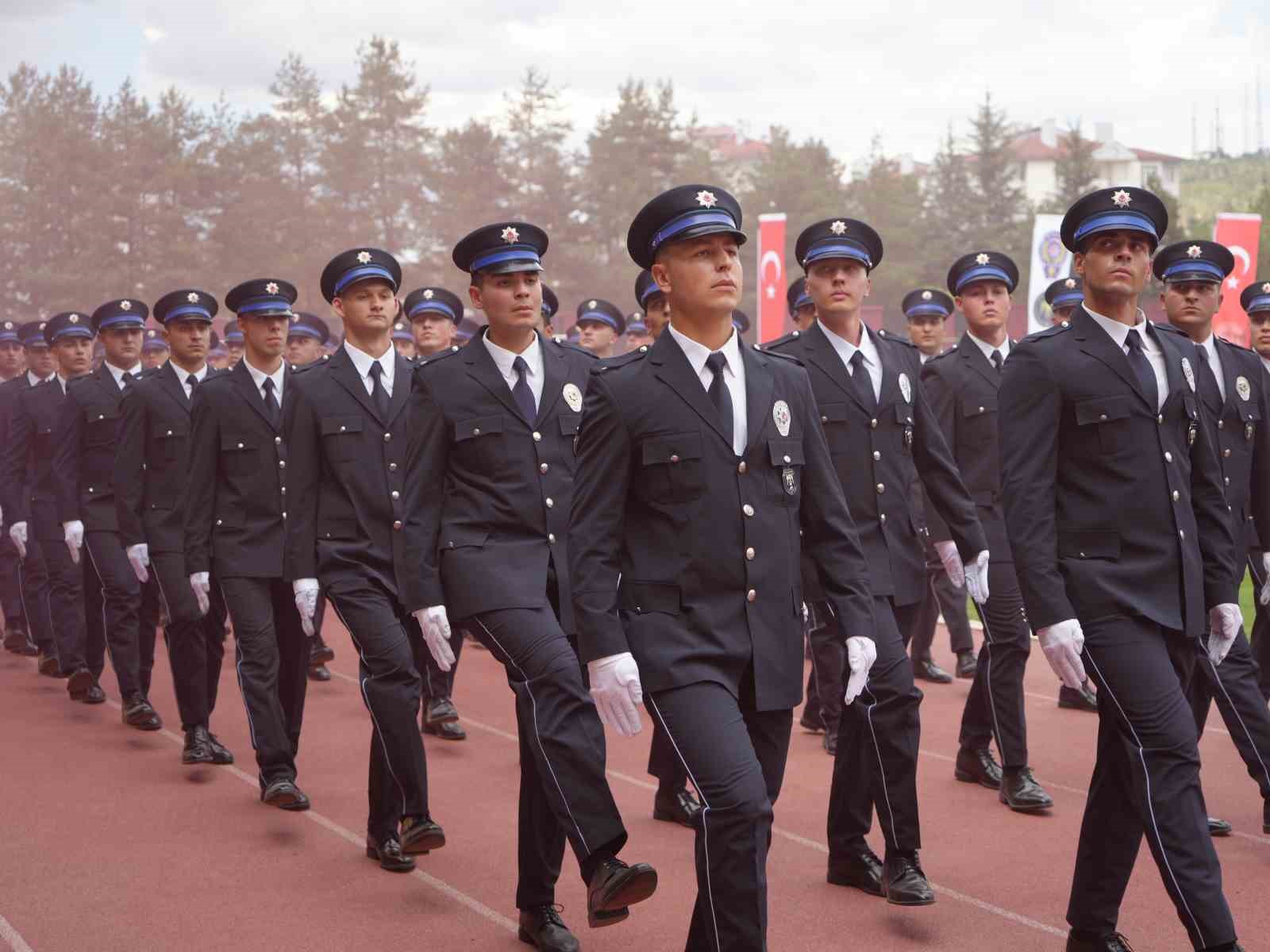kastamonuda egitimlerini tamamlayan 479 polis adayi torenle mezun oldu 9 vfwVGqdV