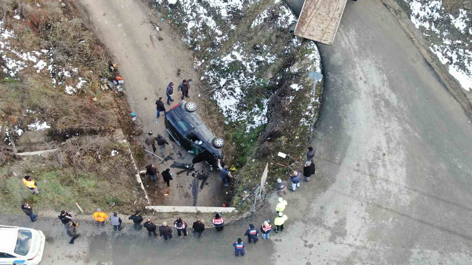 kastamonuda hafif ticari arac sarampole uctu 1 olu 4 qmXMhNal