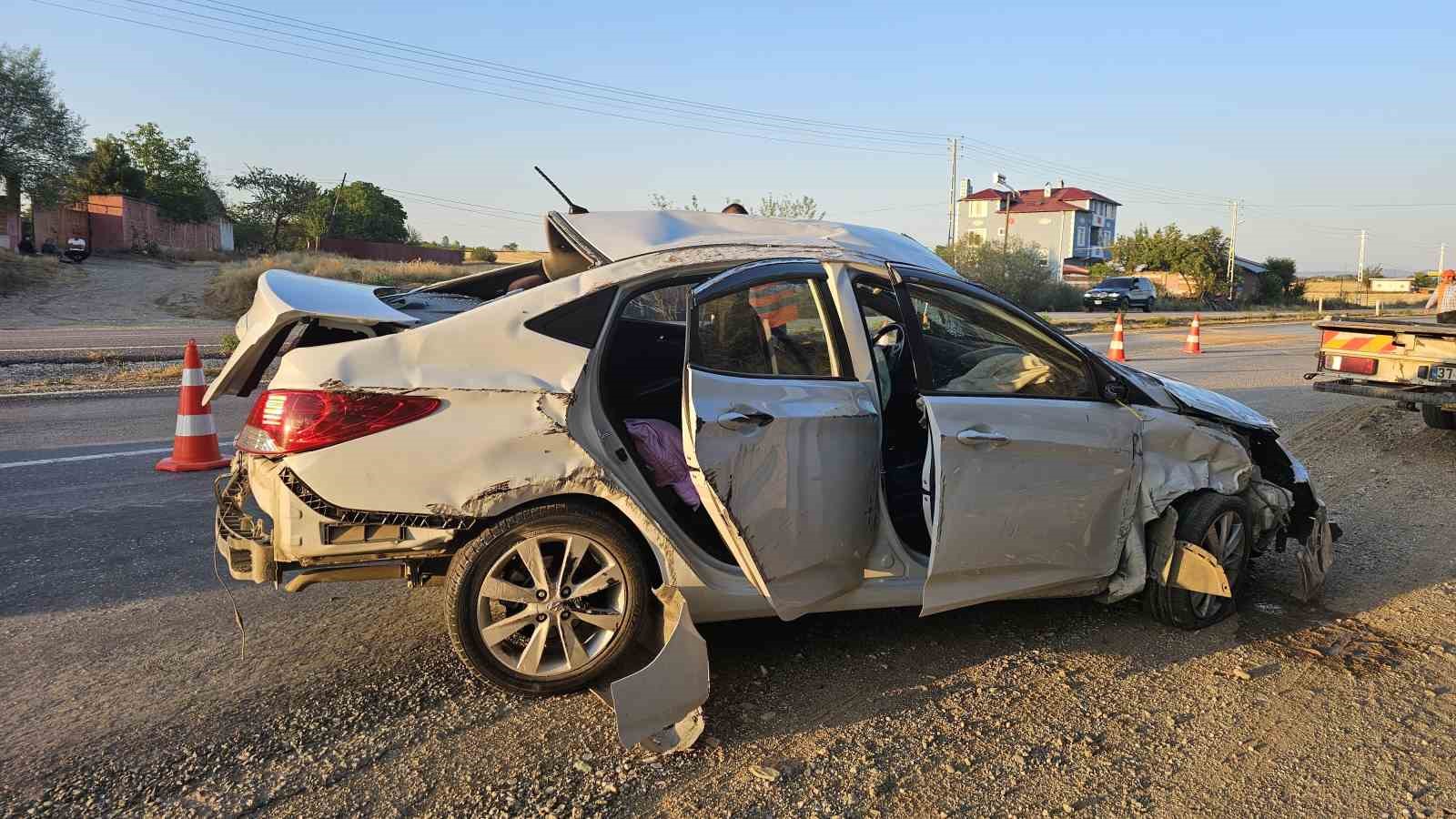 kastamonuda iki otomobil carpisti 2 yarali 1 kaAyfqCm