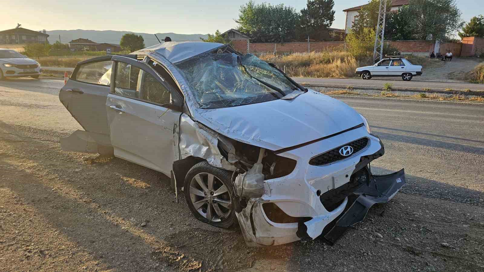 kastamonuda iki otomobil carpisti 2 yarali 3 XBBeTdsG