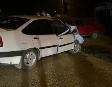 kastamonuda-iki-otomobil-carpisti-8-yarali-6qZhJC8G.jpg