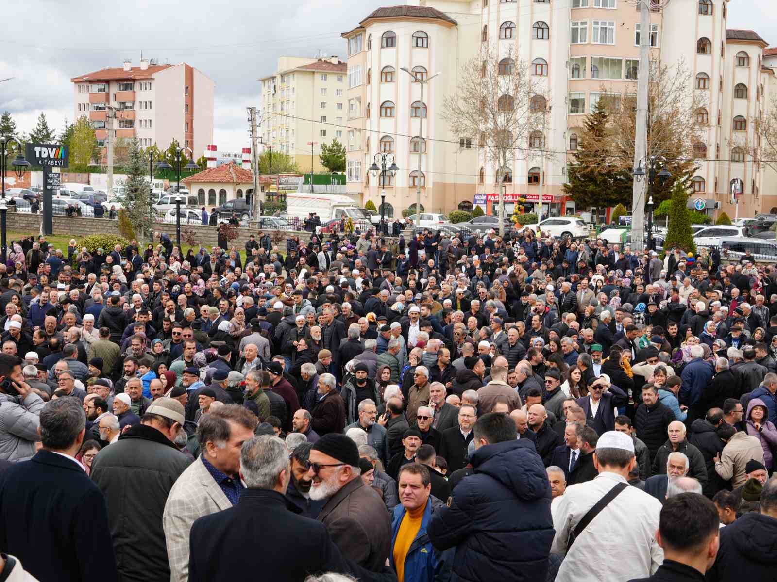 Kastamonu’da ilk hac kafilesi kutsal topraklara uğurlandı 4 kastamonuda ilk hac kafilesi kutsal topraklara ugurlandi 0 mwphHnYL
