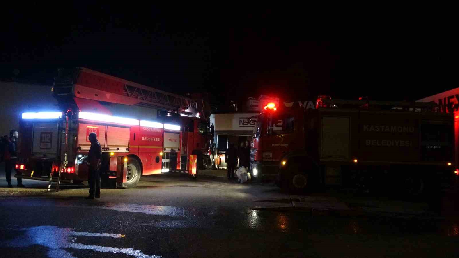 kastamonuda is yerinde cikan yangin buyumeden sonduruldu 1 QqpABuVO