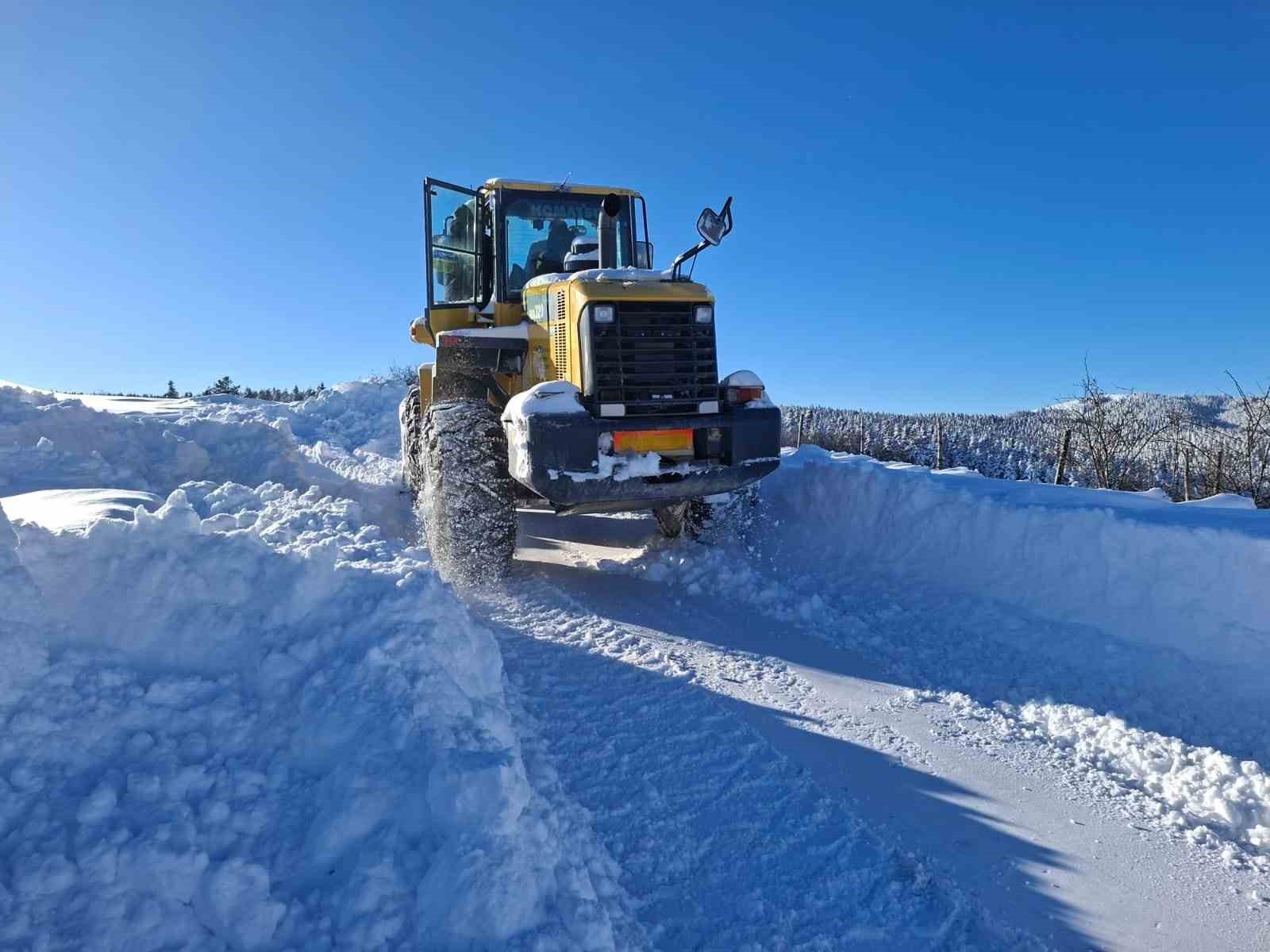 kastamonuda kapali koy yolu sayisi 377ye dustu 1 48lcuRee